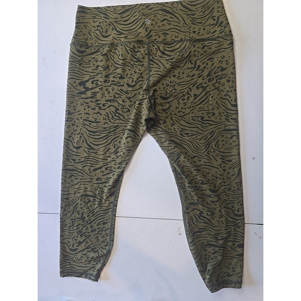 Athleta Tights Transcend 7/8 Length Sz XL Green Animal Print Disney Bounding - Picture 8 of 8